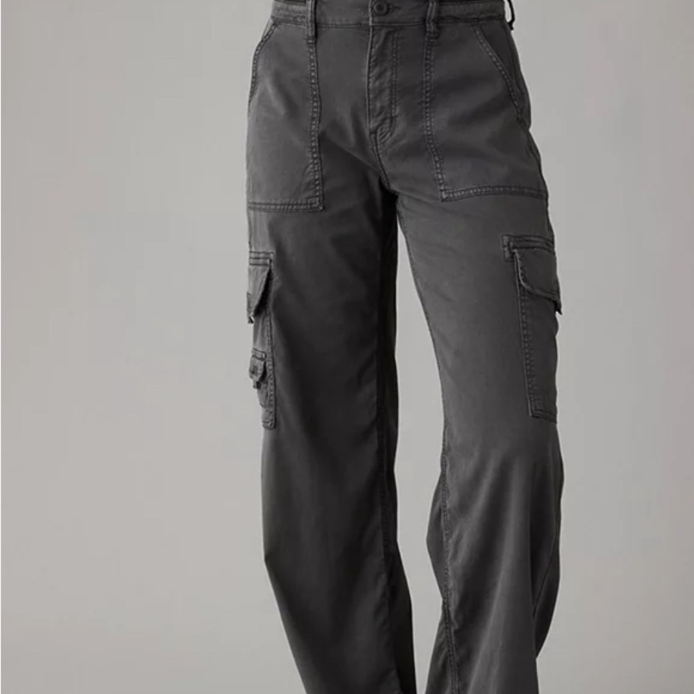 American eagle cargo pants size 6